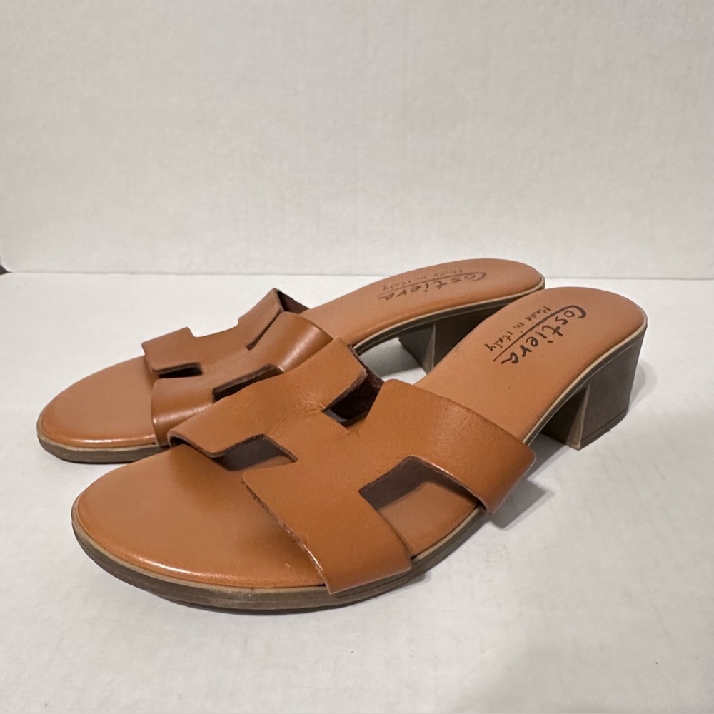 Costiera Made In Italy Leather sandals Size 38 US 7.5 Block Heels